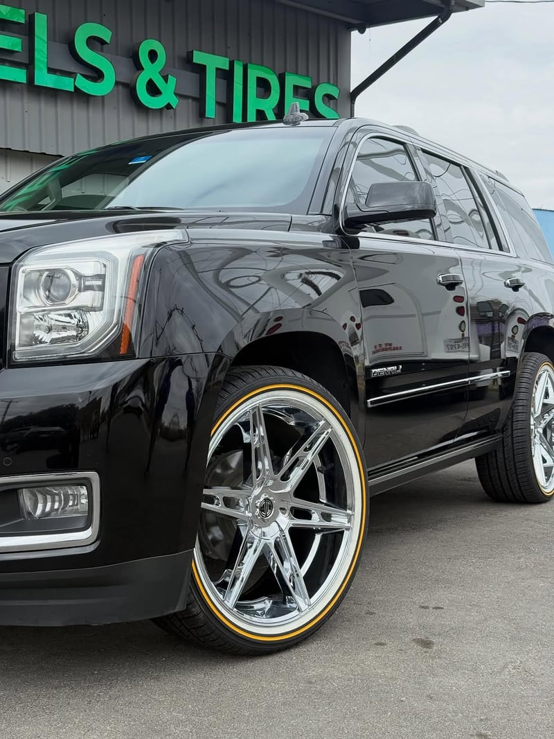 Denali - 24" Chrome Vogues